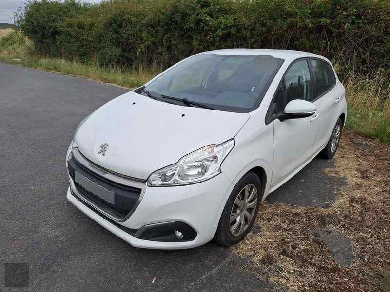 Slika vozila PEUGEOT 208