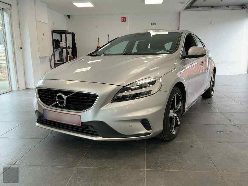 Slika vozila VOLVO V40