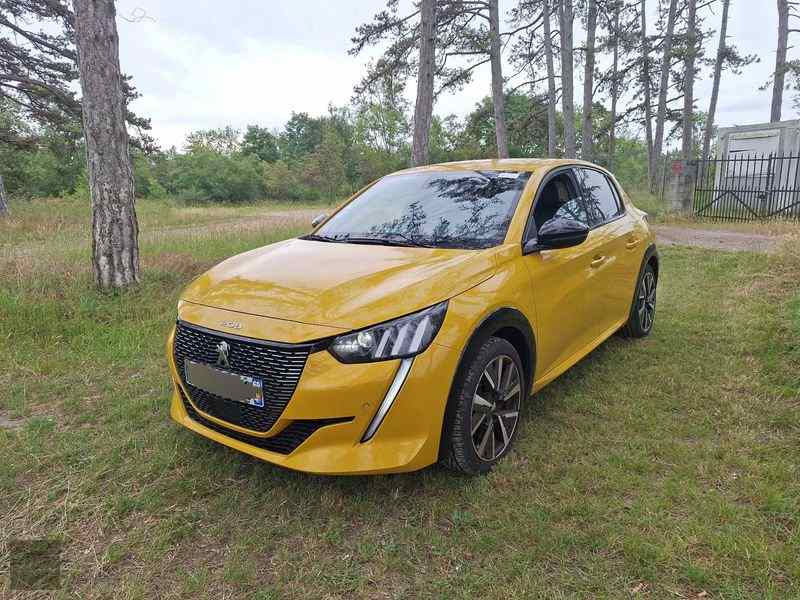 Slika vozila PEUGEOT 208