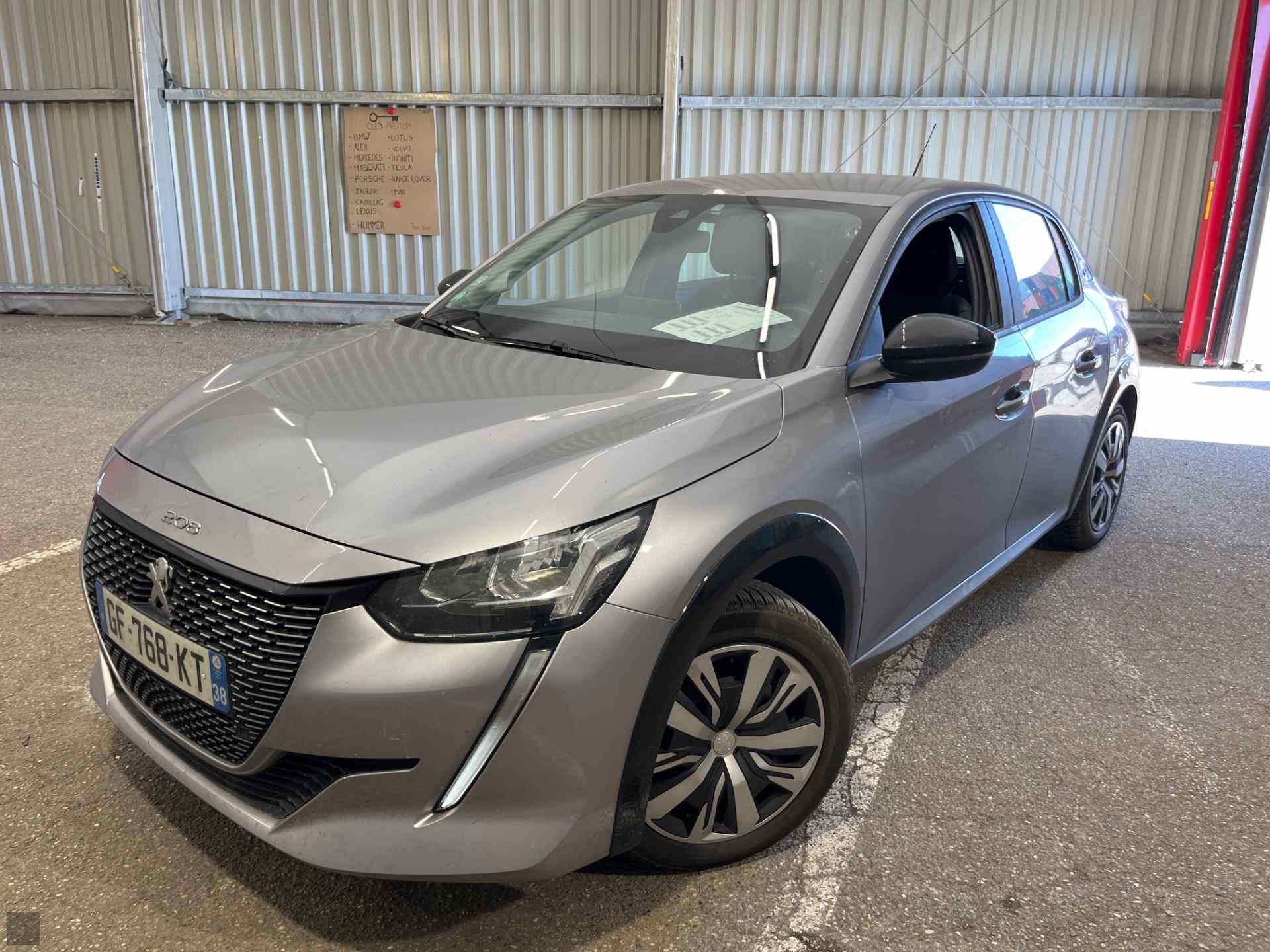 Slika vozila PEUGEOT 208