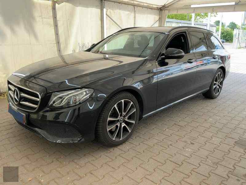 Slika vozila MERCEDES-BENZ E-Class