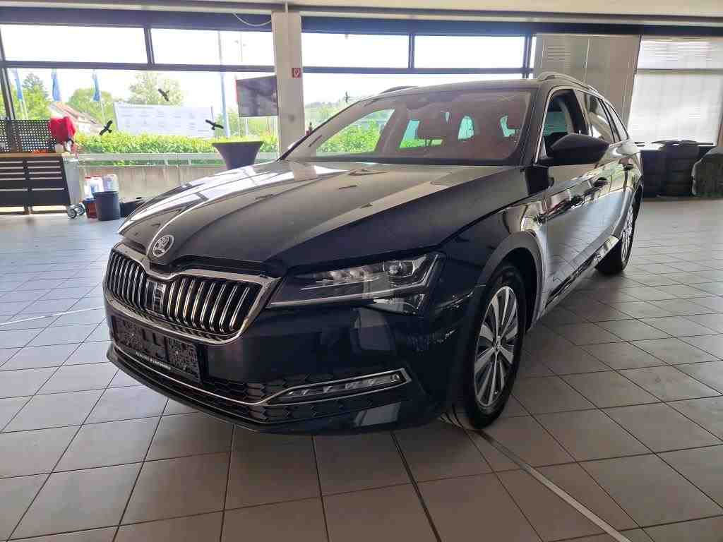 Slika vozila &Scaron;KODA Superb