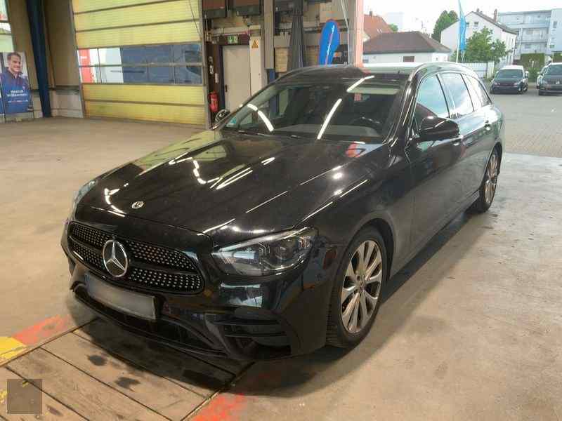 Slika vozila MERCEDES-BENZ E-Class