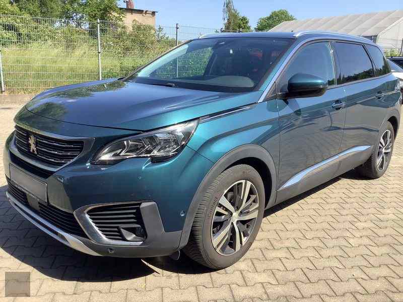 Slika vozila PEUGEOT 5008
