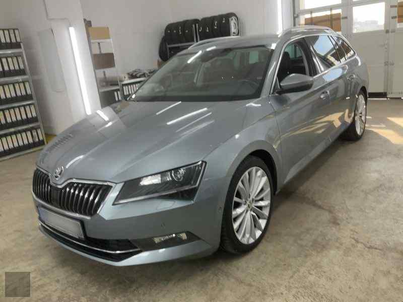 Slika vozila &Scaron;KODA Superb