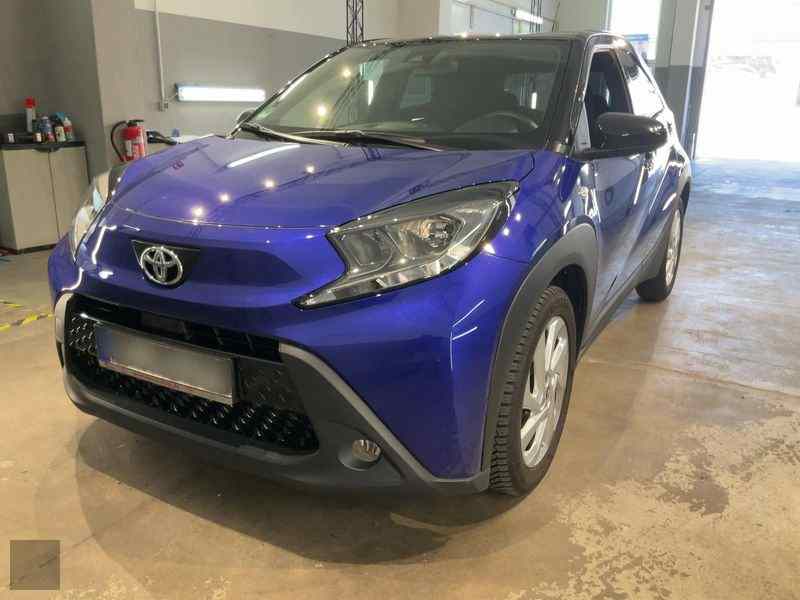 Slika vozila TOYOTA Aygo X