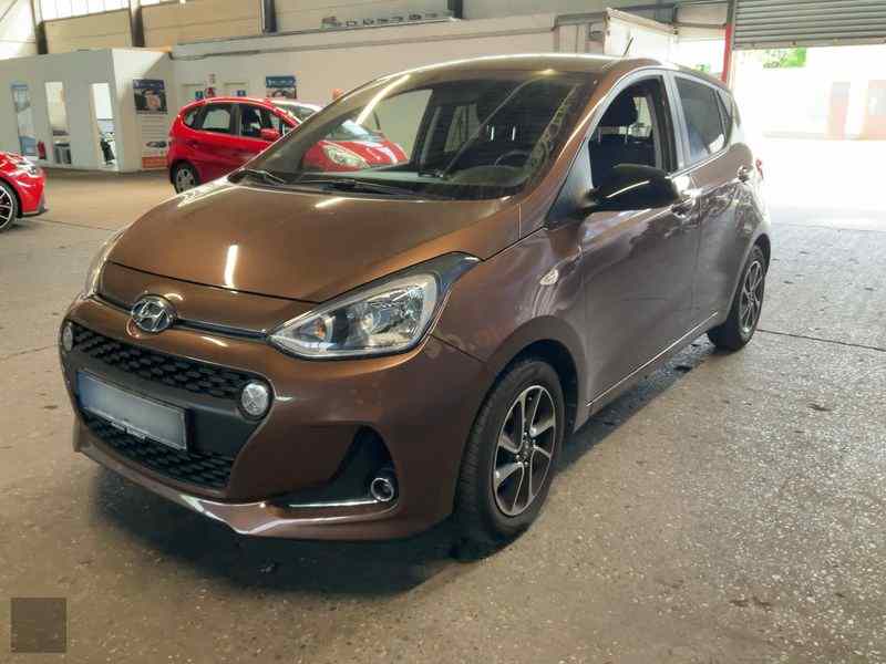 Slika vozila HYUNDAI i10