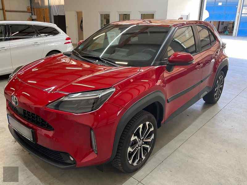 Slika vozila TOYOTA Yaris Cross