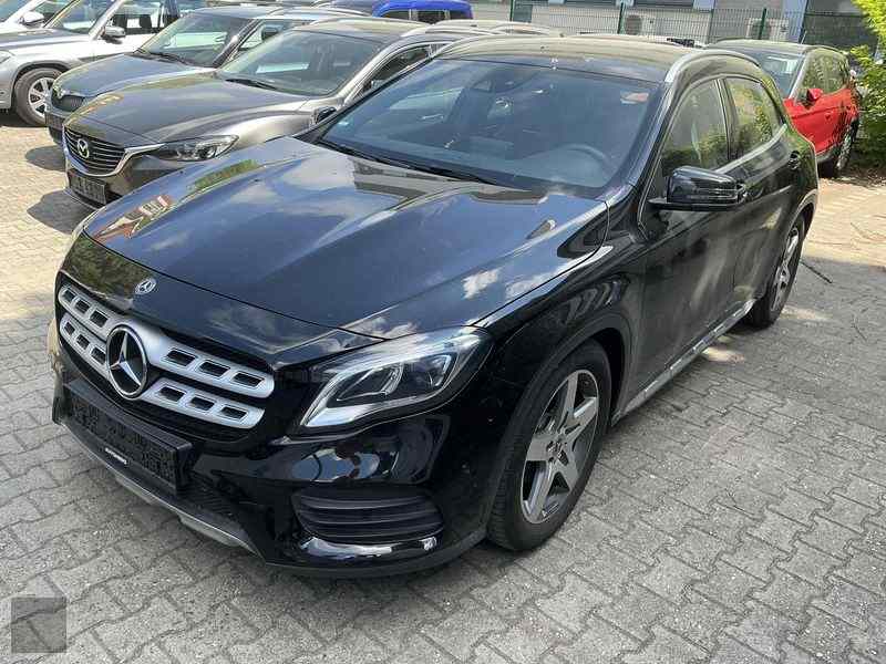 Slika vozila MERCEDES-BENZ GLA-Class