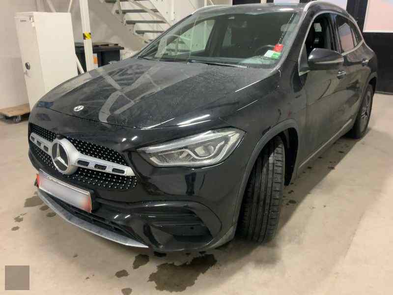 Slika vozila MERCEDES-BENZ GLA-Class