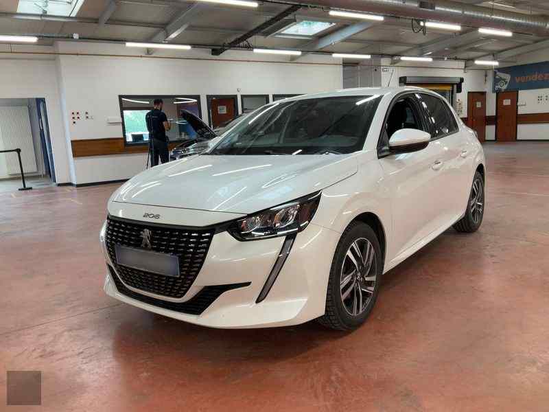 Slika vozila PEUGEOT 208