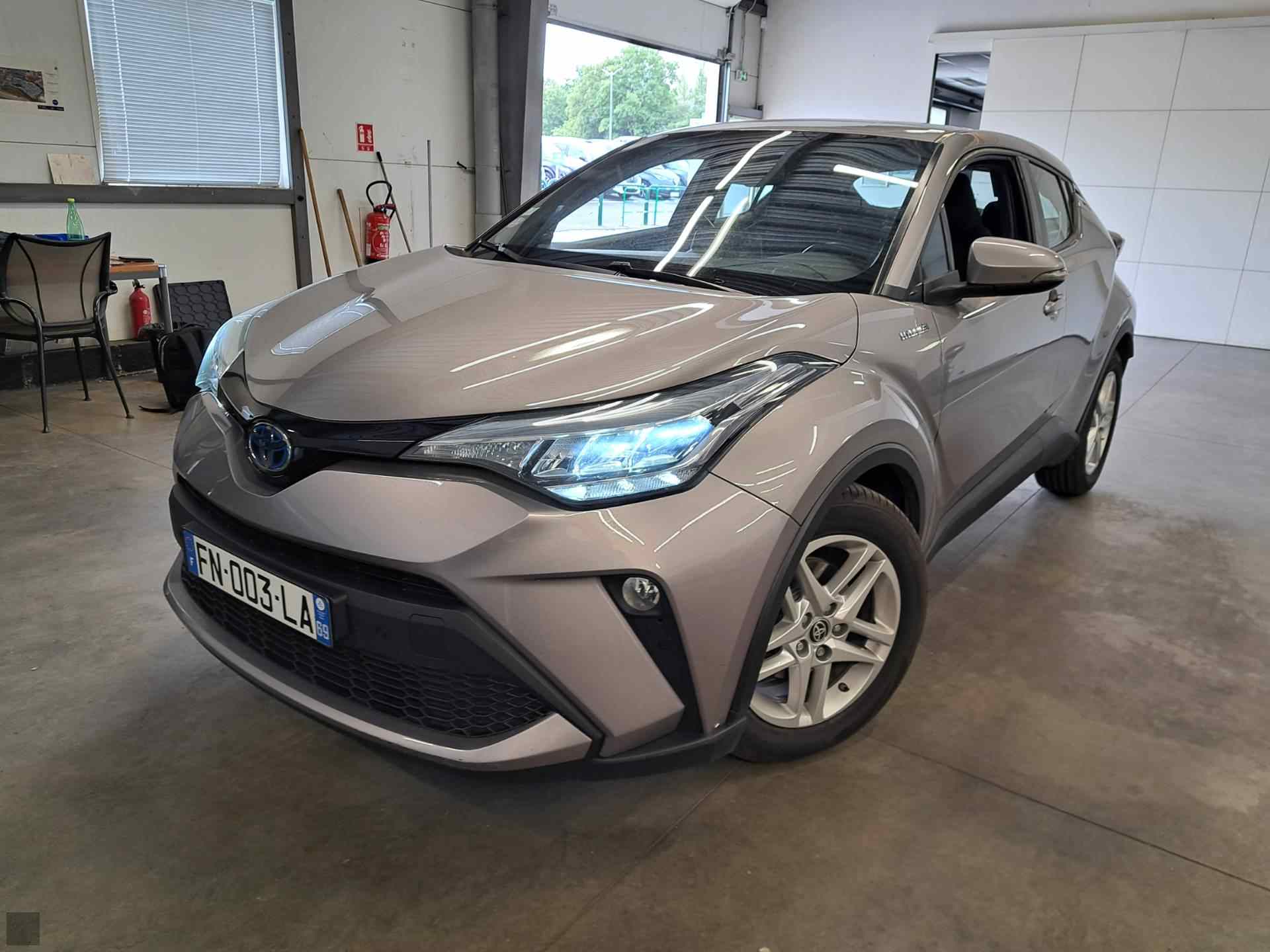 Slika vozila TOYOTA C-HR