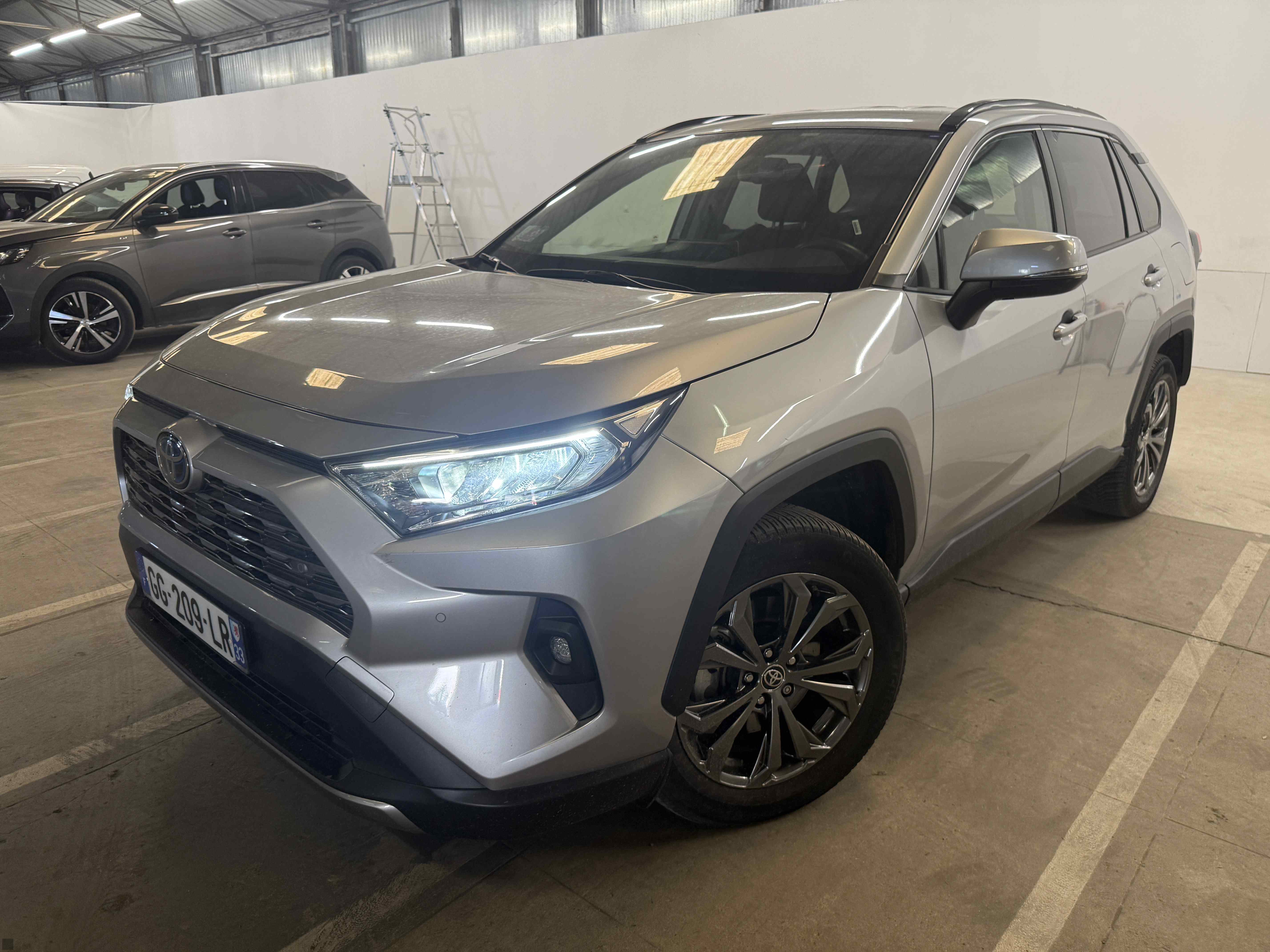 Slika vozila TOYOTA RAV4