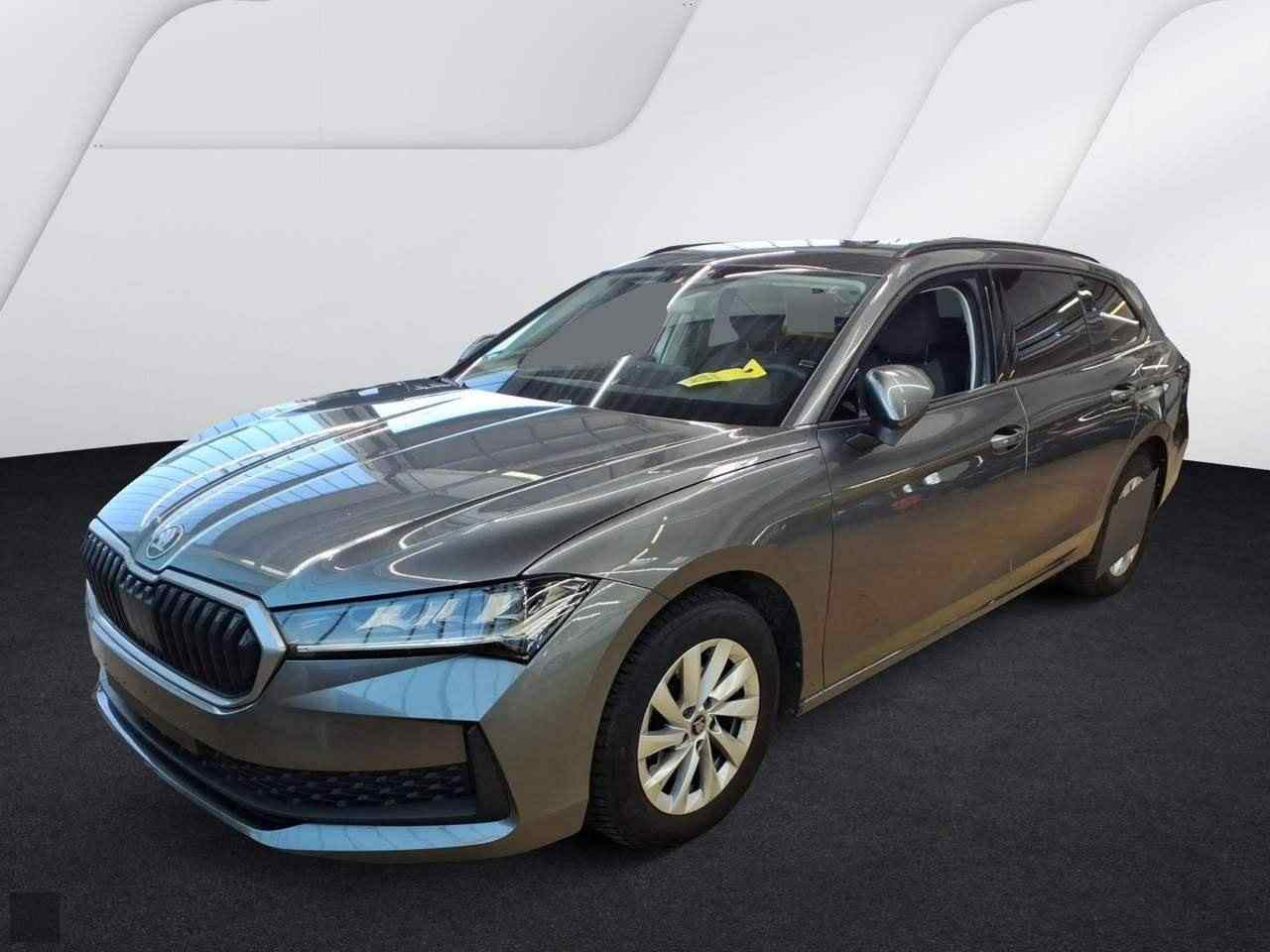 Slika vozila &Scaron;KODA Superb