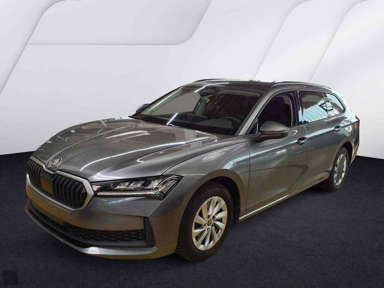 Slika vozila &Scaron;KODA Superb