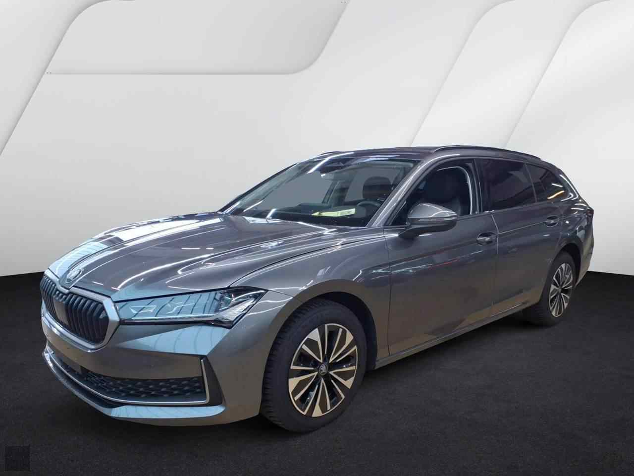 Slika vozila &Scaron;KODA Superb