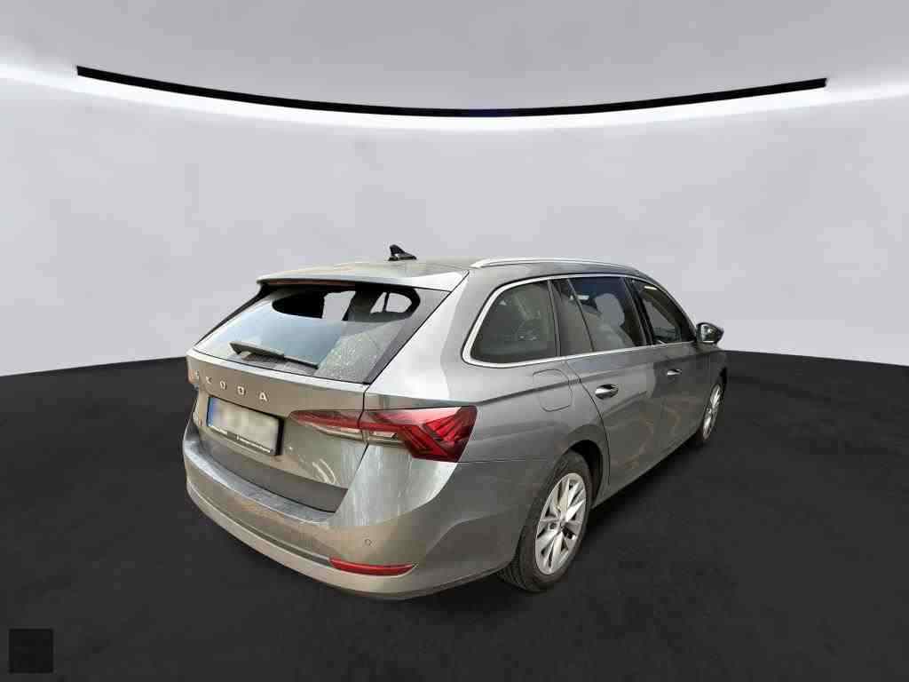 Slika vozila &Scaron;KODA Octavia