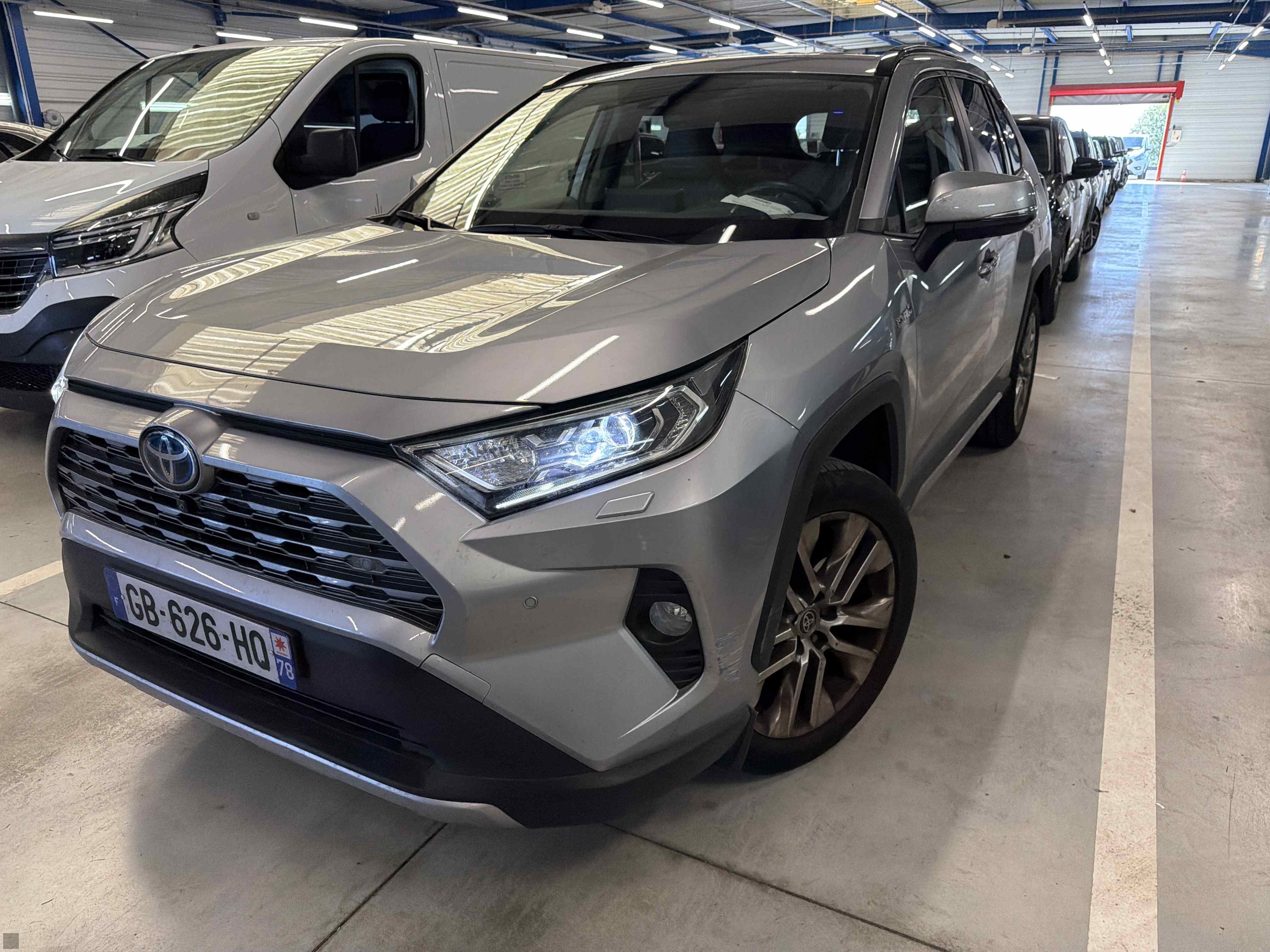 Slika vozila TOYOTA RAV4