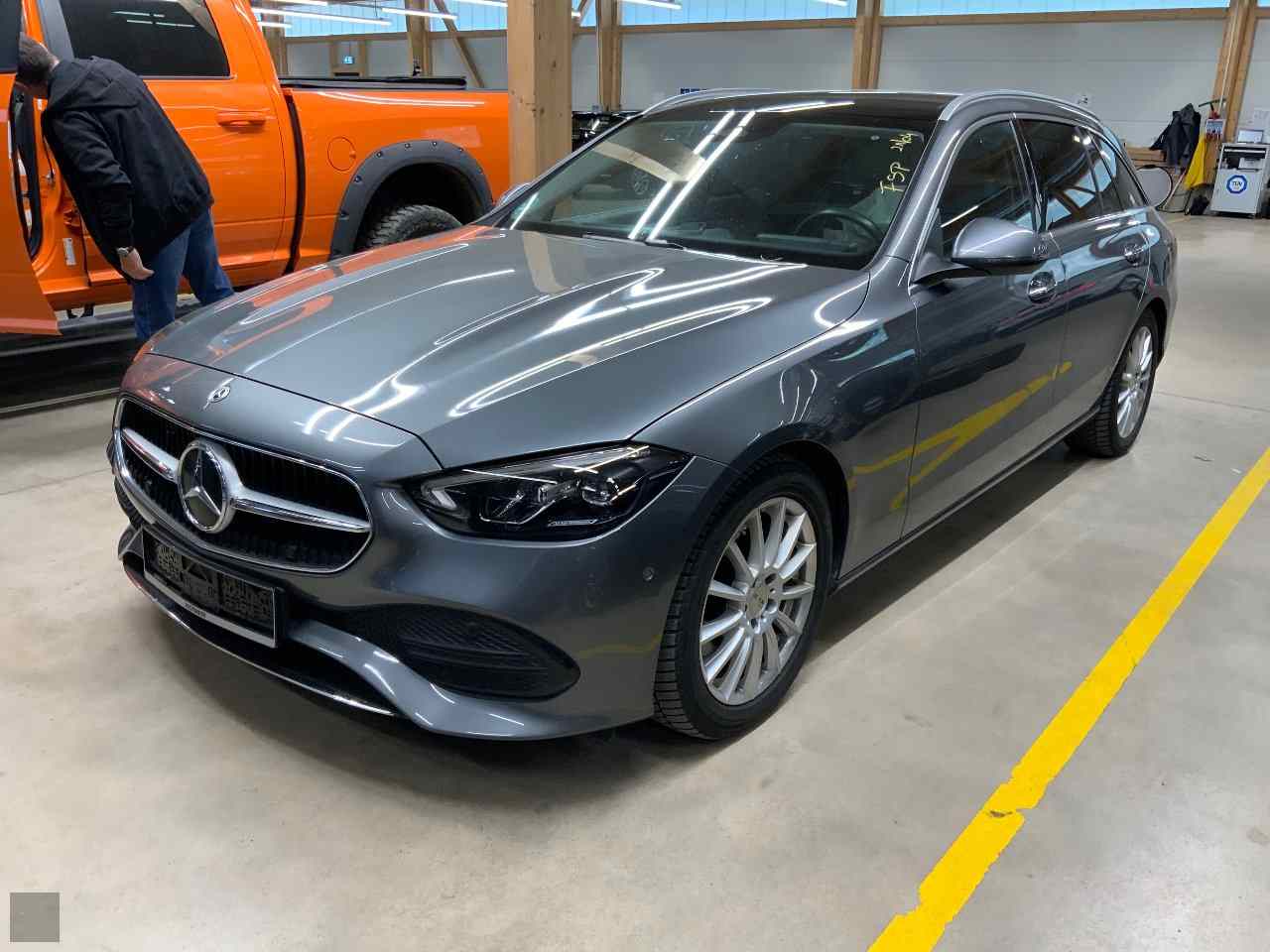 Slika vozila MERCEDES-BENZ C-Class