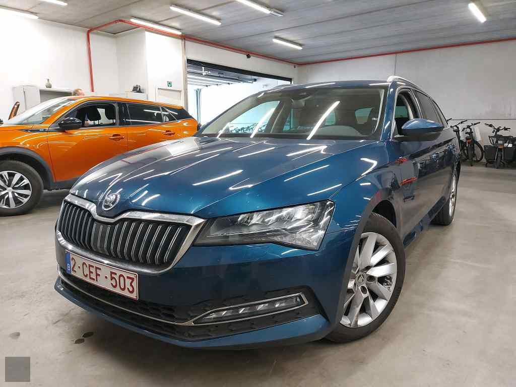 Slika vozila &Scaron;KODA Superb