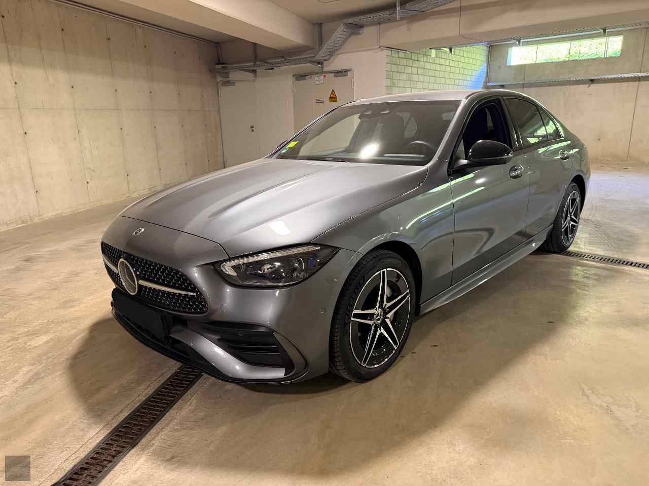 Slika vozila MERCEDES-BENZ C-Class