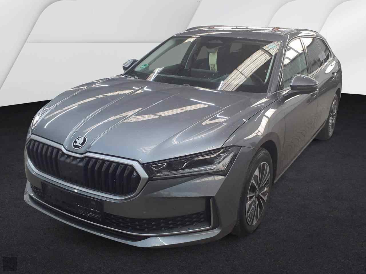 Slika vozila &Scaron;KODA Superb