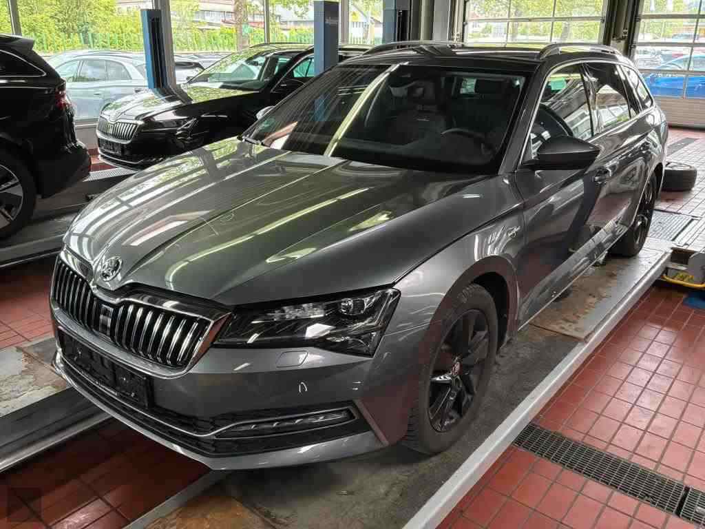 Slika vozila &Scaron;KODA Superb