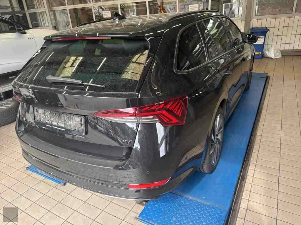 Slika vozila &Scaron;KODA Octavia