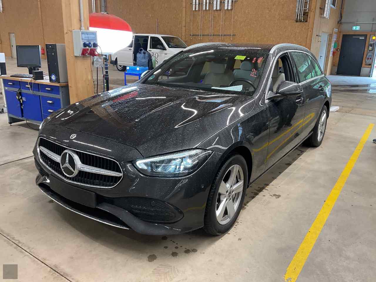 Slika vozila MERCEDES-BENZ C-Class