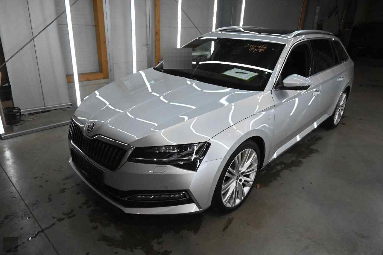 Slika vozila &Scaron;KODA Superb