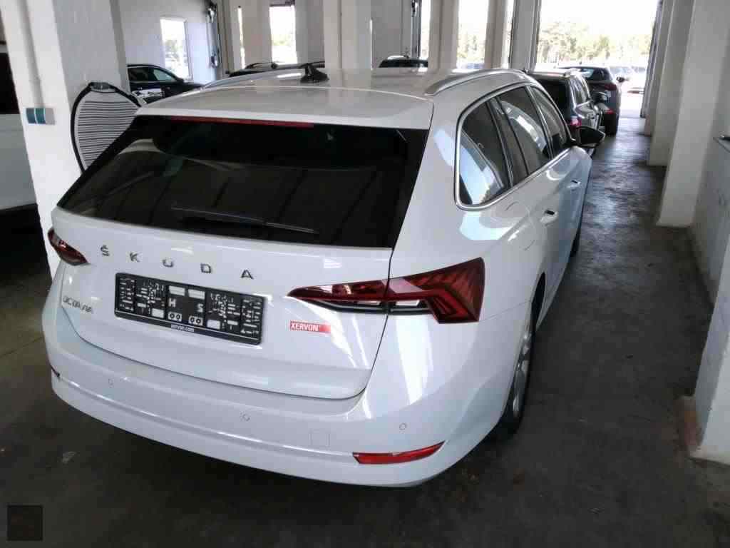Slika vozila &Scaron;KODA Octavia