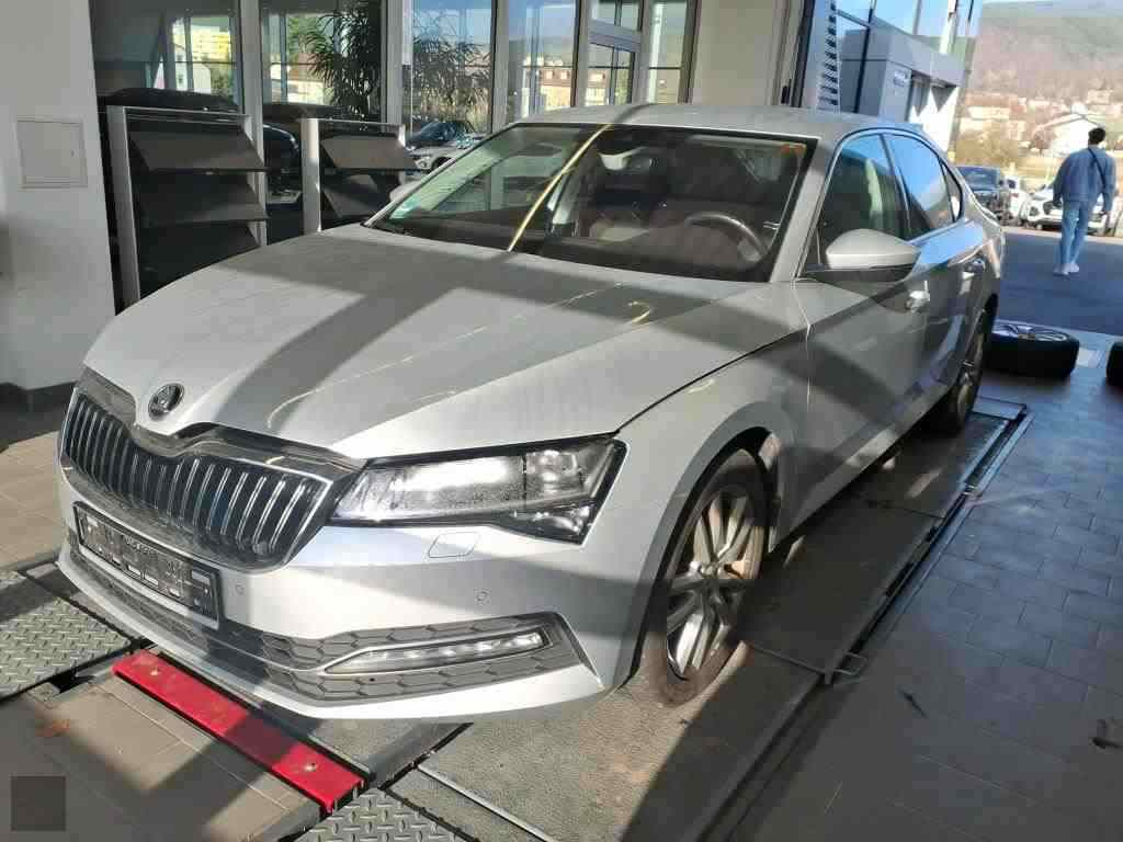 Снимка на превозно средство &Scaron;KODA Superb