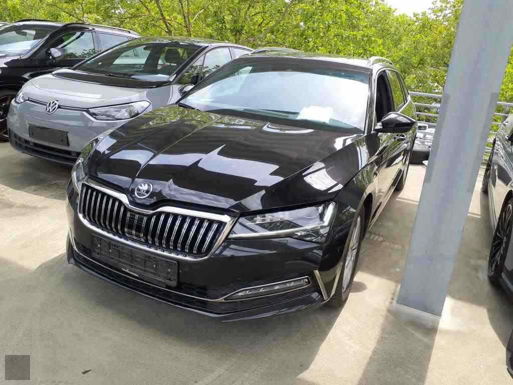 Slika vozila &Scaron;KODA Superb