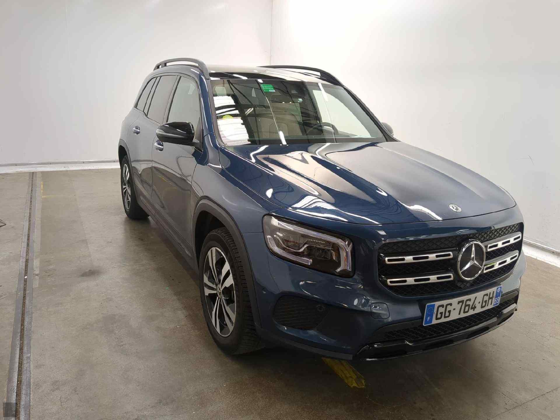 Slika vozila MERCEDES-BENZ GLB-Class