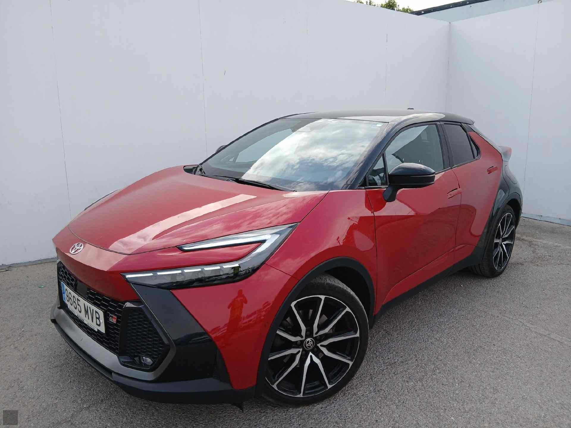 Slika vozila TOYOTA C-HR