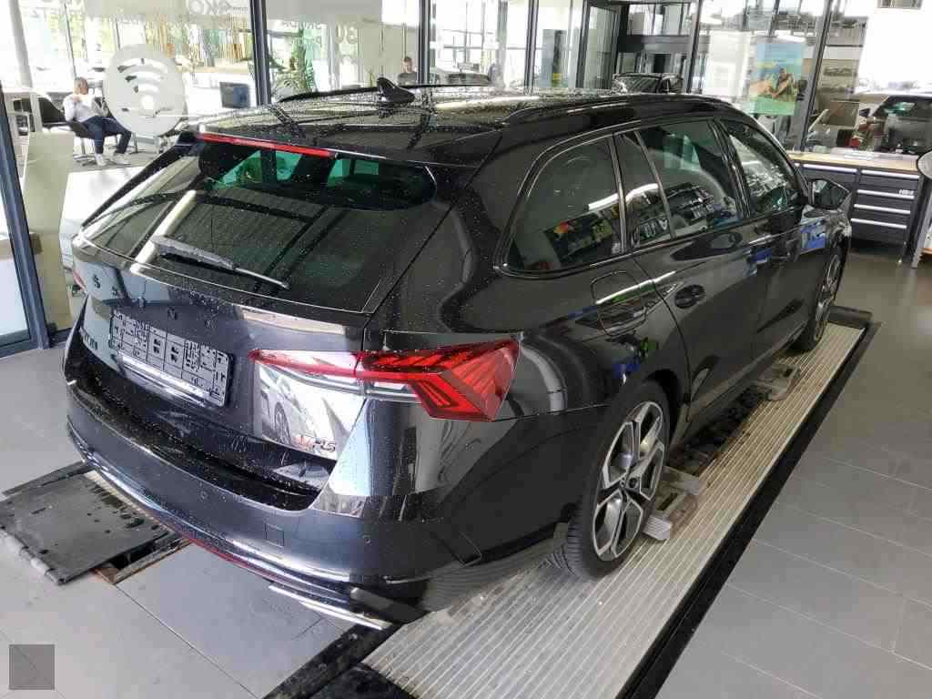 Slika vozila &Scaron;KODA Octavia