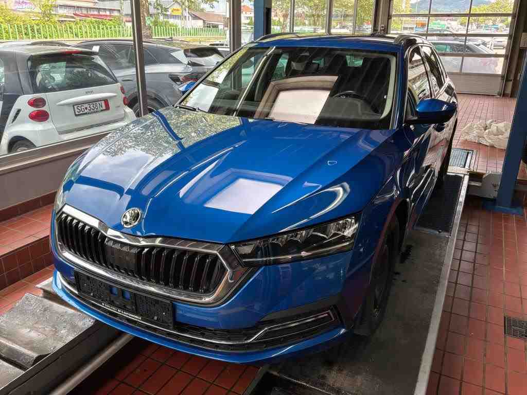 Slika vozila &Scaron;KODA Octavia