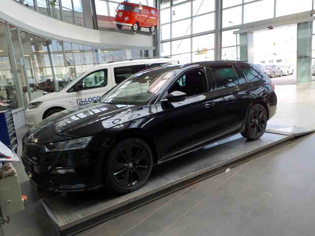 Slika vozila &Scaron;KODA Octavia