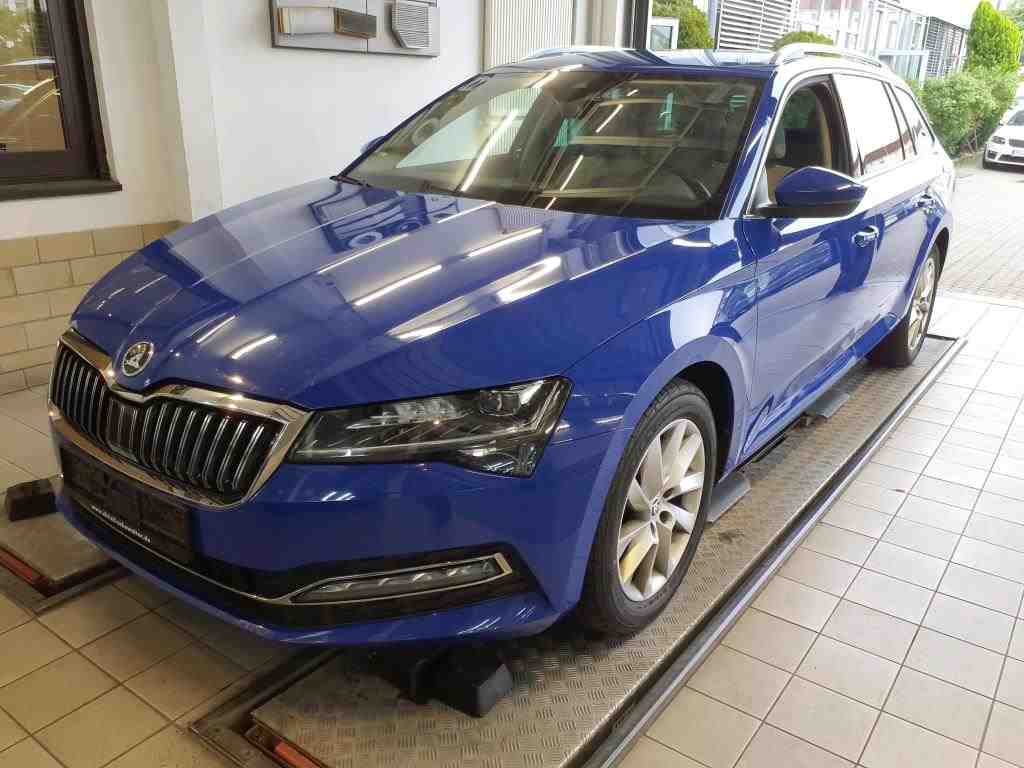 Slika vozila &Scaron;KODA Superb