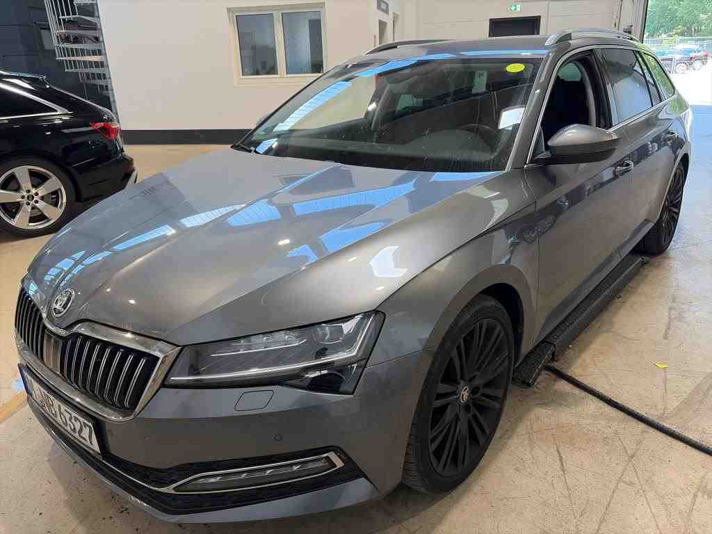 Slika vozila &Scaron;KODA Superb