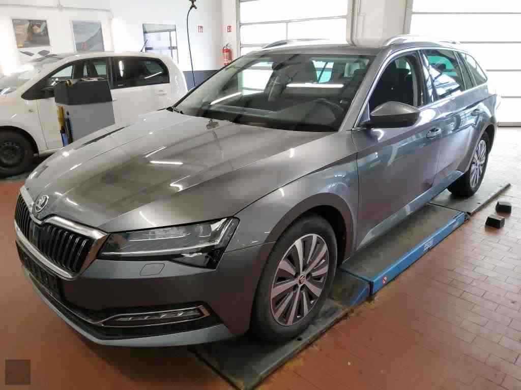 Slika vozila &Scaron;KODA Superb