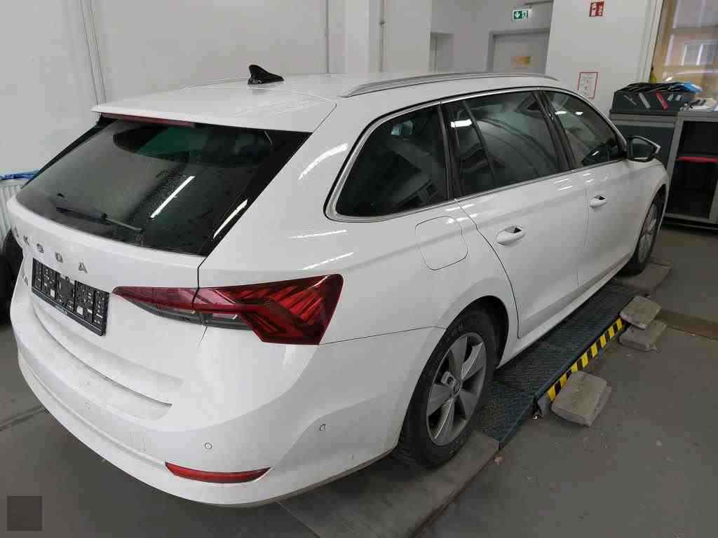 Slika vozila &Scaron;KODA Octavia