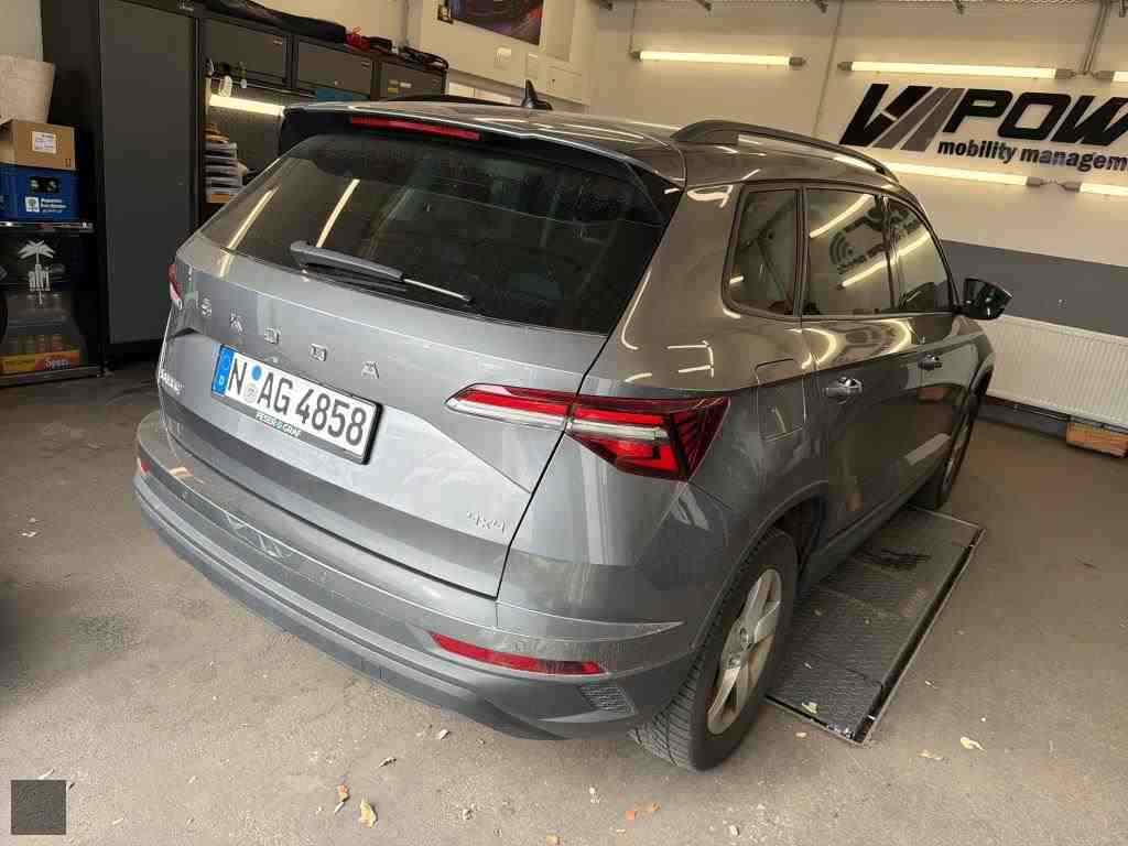 Slika vozila &Scaron;KODA KAROQ