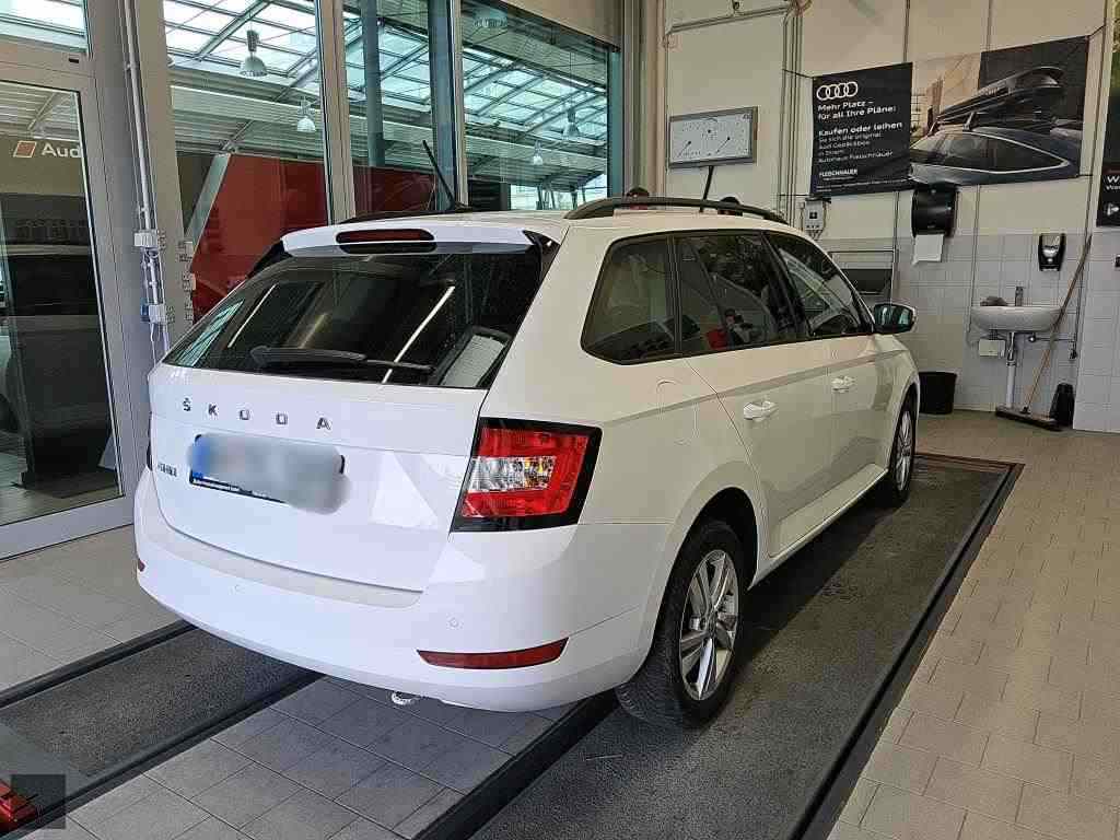 Slika vozila &Scaron;KODA Fabia
