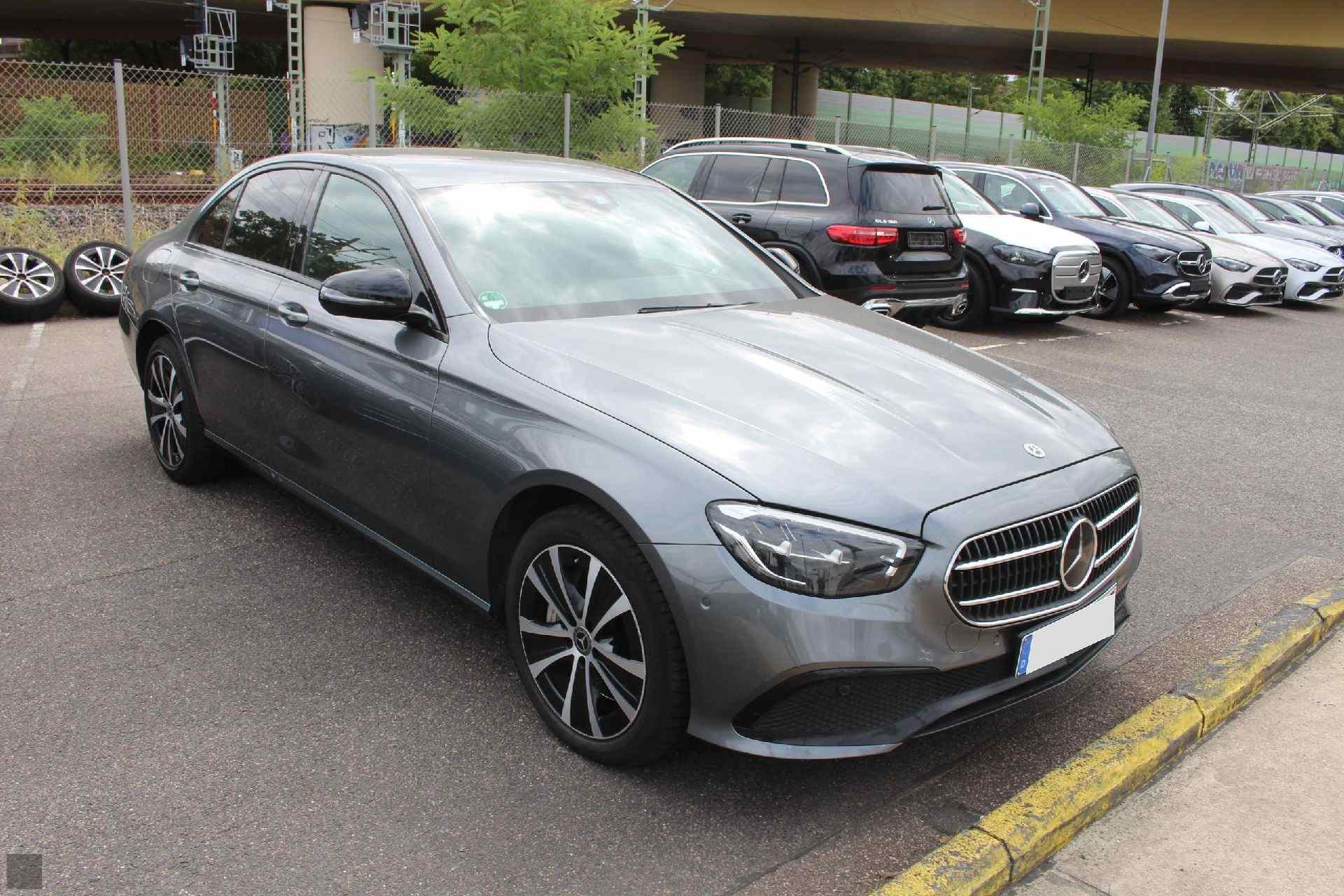 Slika vozila MERCEDES-BENZ E-Class