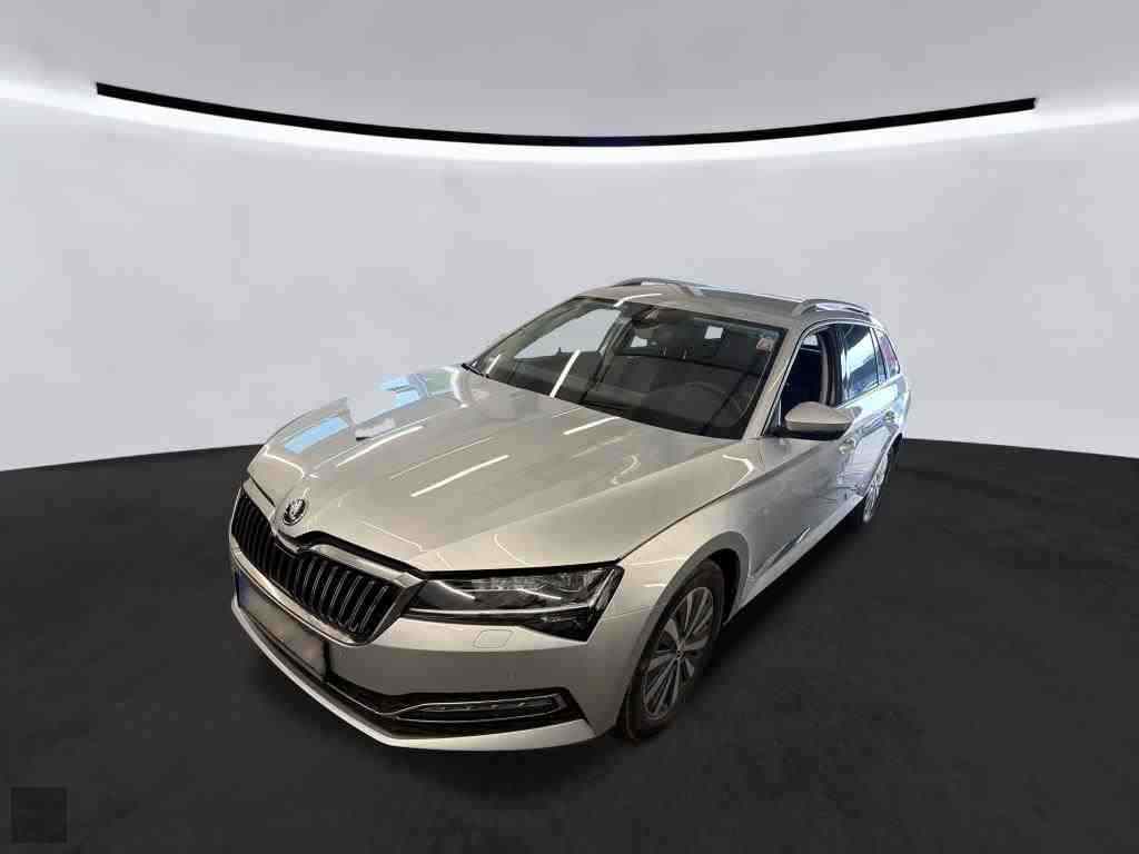 Slika vozila &Scaron;KODA Superb