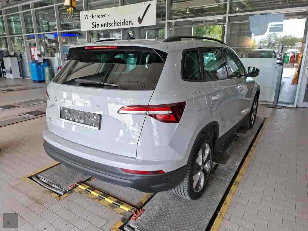 Slika vozila &Scaron;KODA KAROQ