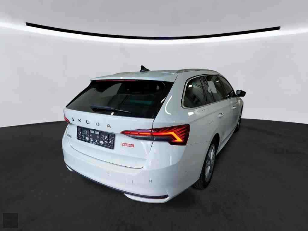 Slika vozila &Scaron;KODA Octavia