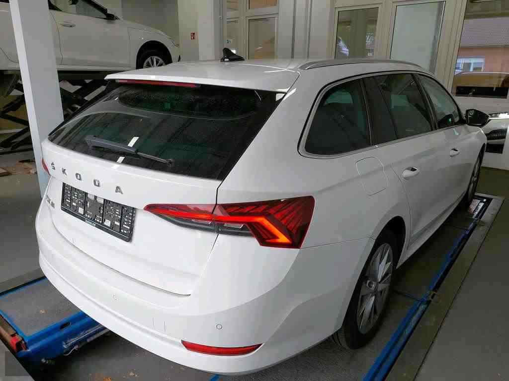 Slika vozila &Scaron;KODA Octavia