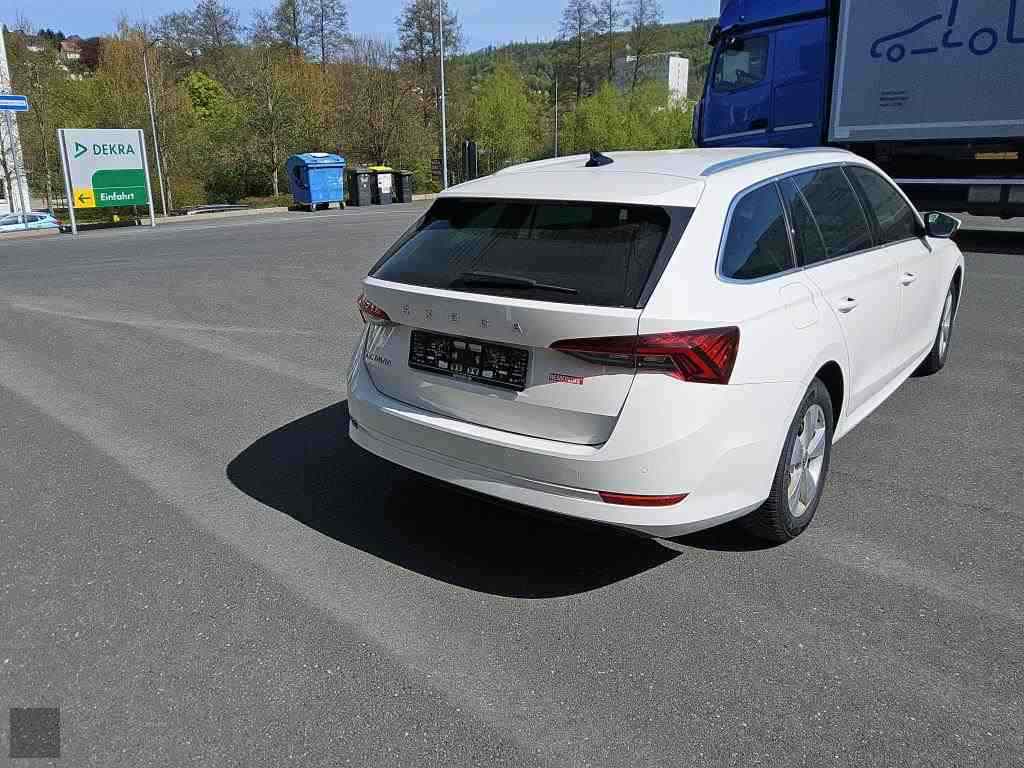 Slika vozila &Scaron;KODA Octavia